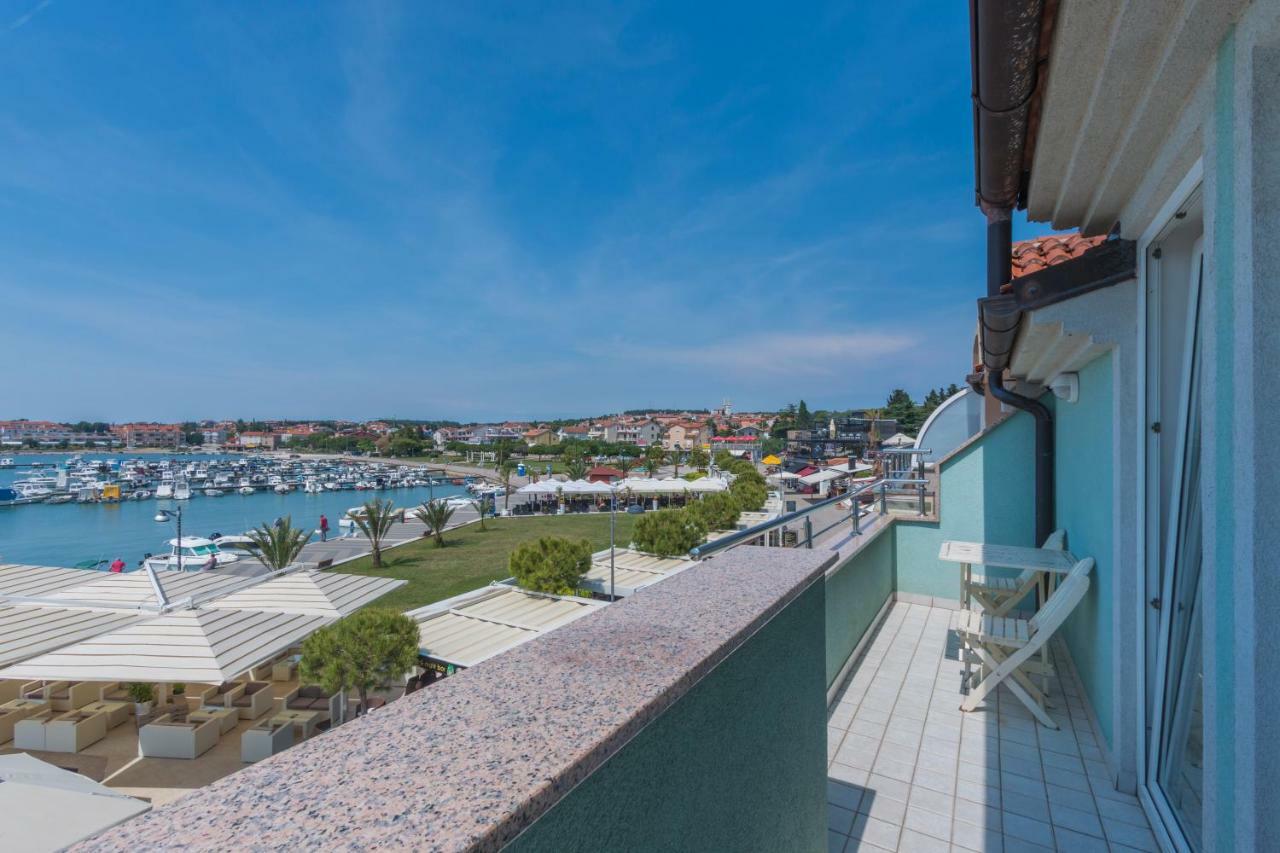Apartments Riva 메덜린 외부 사진